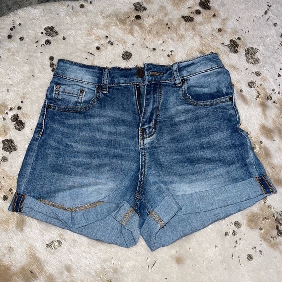 Rue 21 shorts - Picture 1 of 4